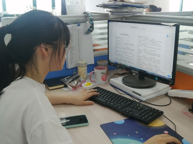 以考促學(xué)、以學(xué)促廉